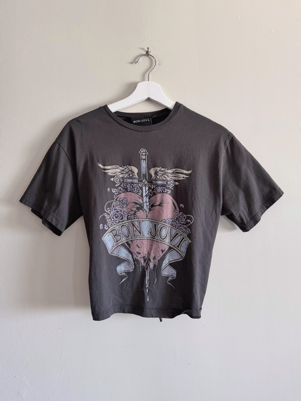 Bon Jovi Tee Women M Charcoal Graphic Open Back Tie Rock Band Y2K Grunge